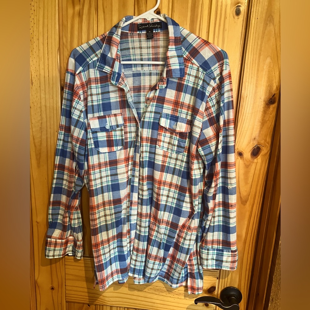 French Sunday women plaid top - button up
XL